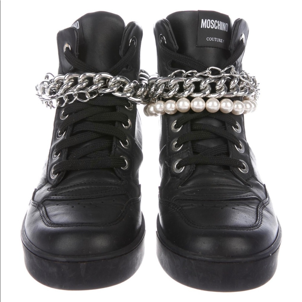 Moschino Women’s Leather Graphic Sprint Sneakers Size 8